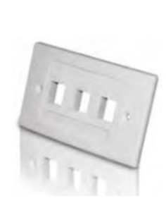 Placca universale 3 uscite per 503