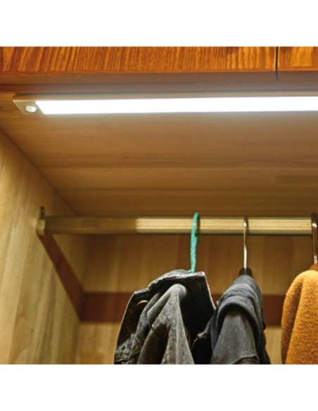 Barra LED sottopensile a batteria con sensore PIR 3W 40cm