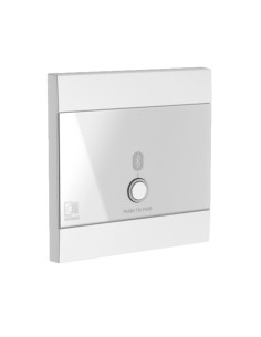 Pannello remoto bluetooth a parete bianco